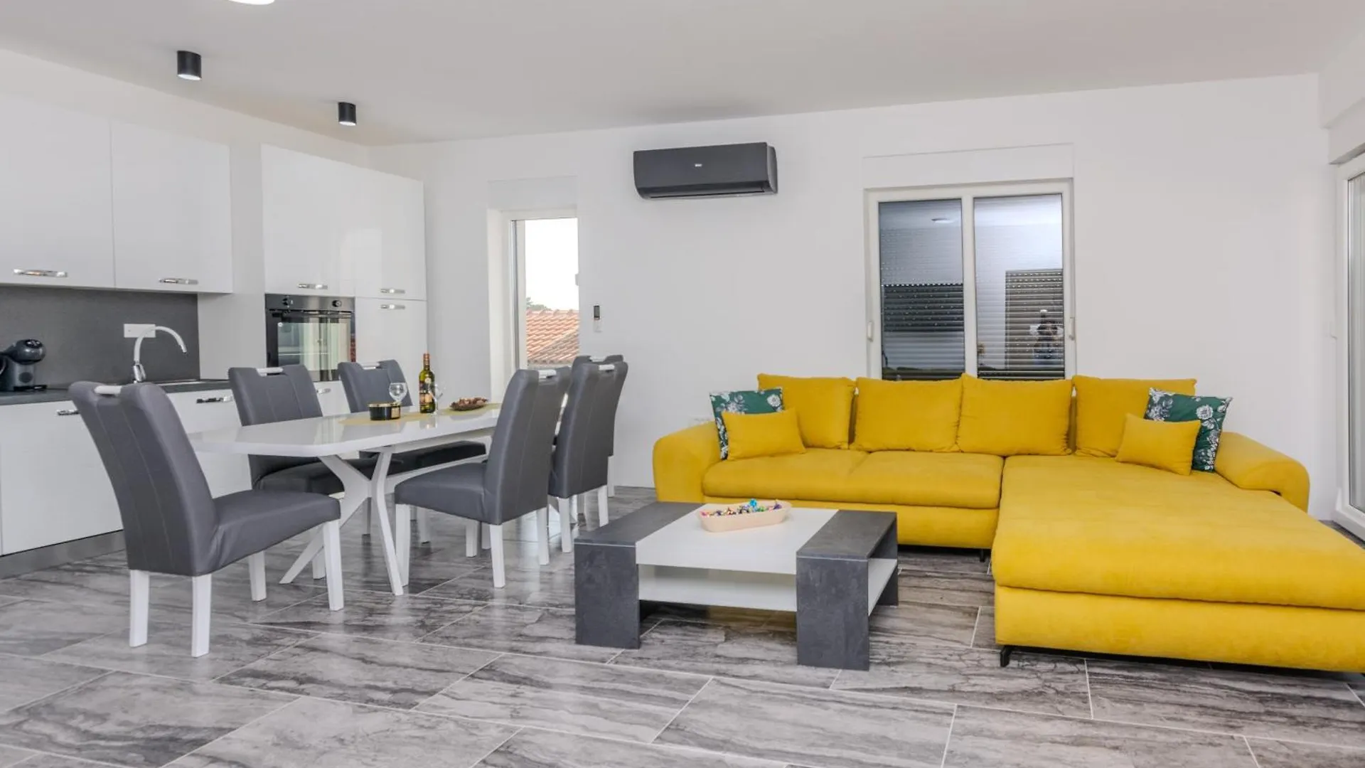 Apartments By The Sea Vir - Lozice, Vir - 23515